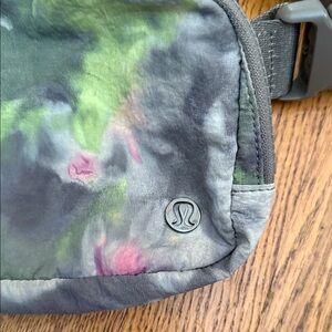 Lululemon Gray and Green Belt Bag